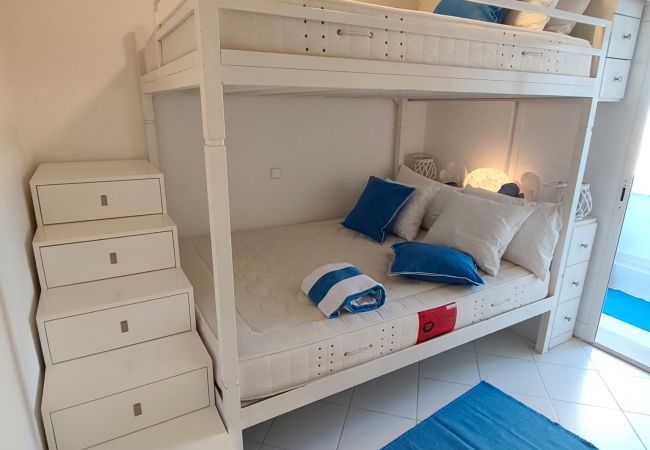 Appartement à Quarteira - T2 AZUL ACOLHEDOR FRENTE MAR