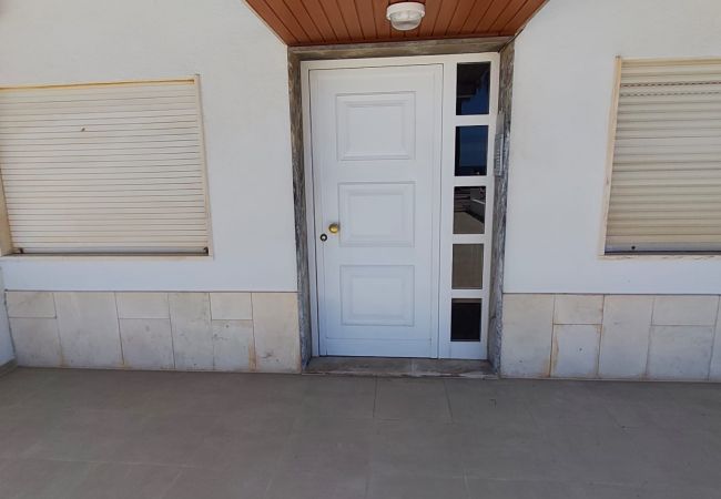Appartement à Quarteira - T2 AZUL ACOLHEDOR FRENTE MAR