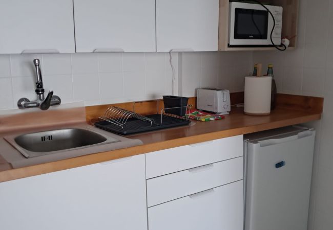 Appartement à Quarteira - T1 T20 13ºD AR COND GARAGEM TV WIFI