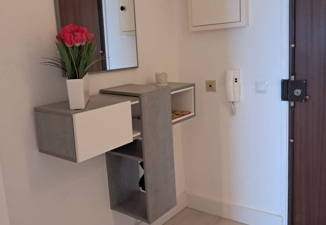 Appartement à Quarteira - T1 T20 13ºD AR COND GARAGEM TV WIFI